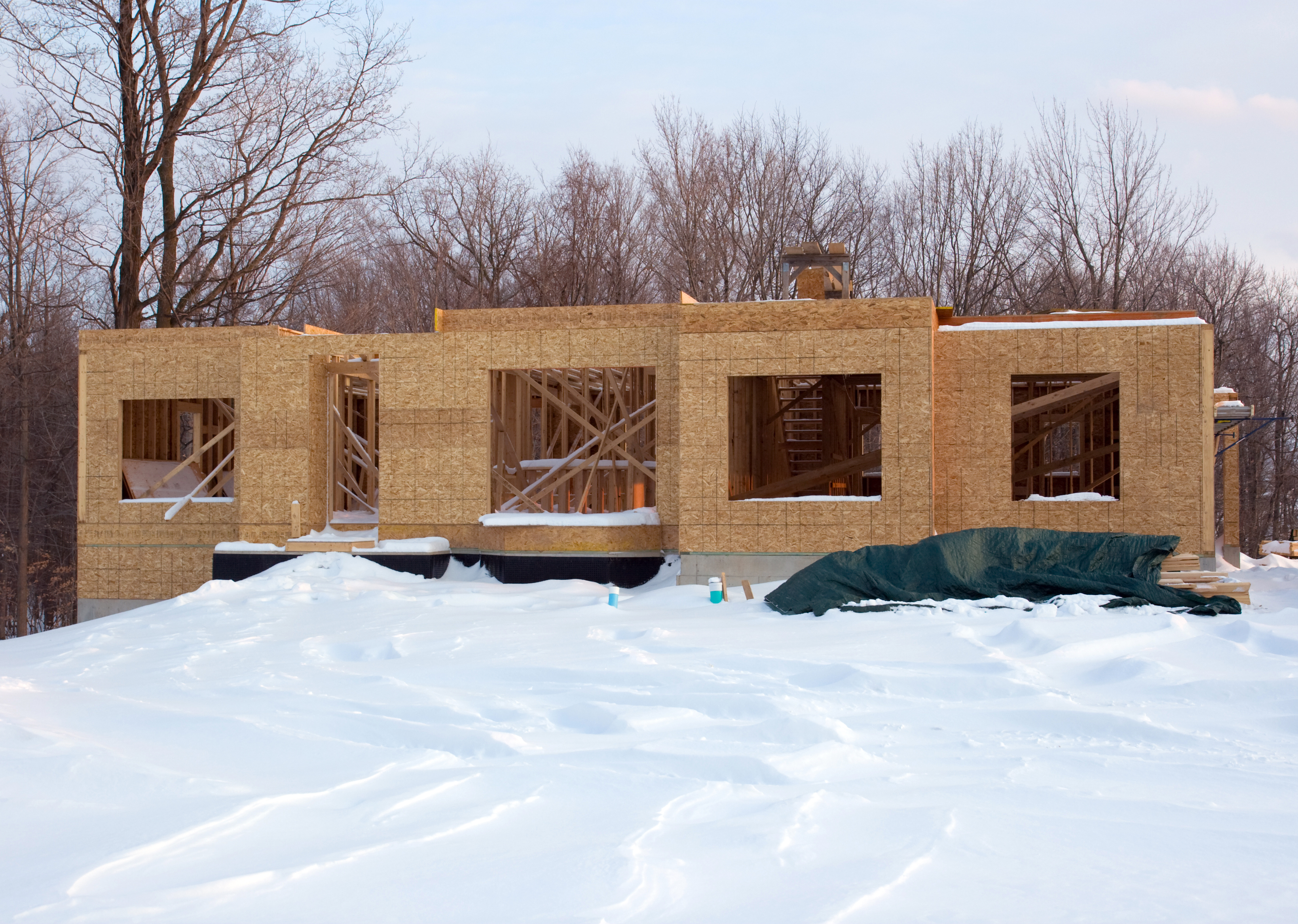 Construction projects benefit from warm winter